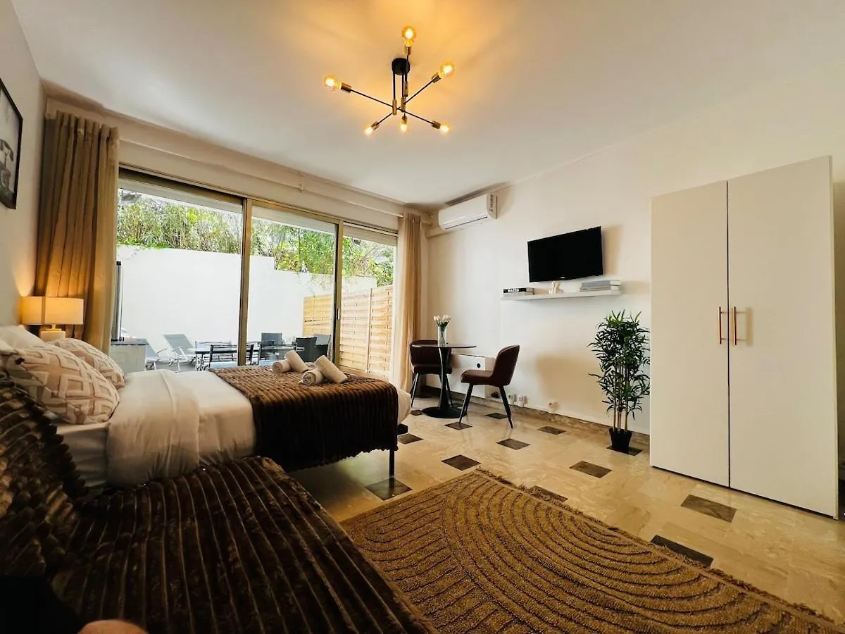 Villa Esterel Large Studio With Terrace Cannes