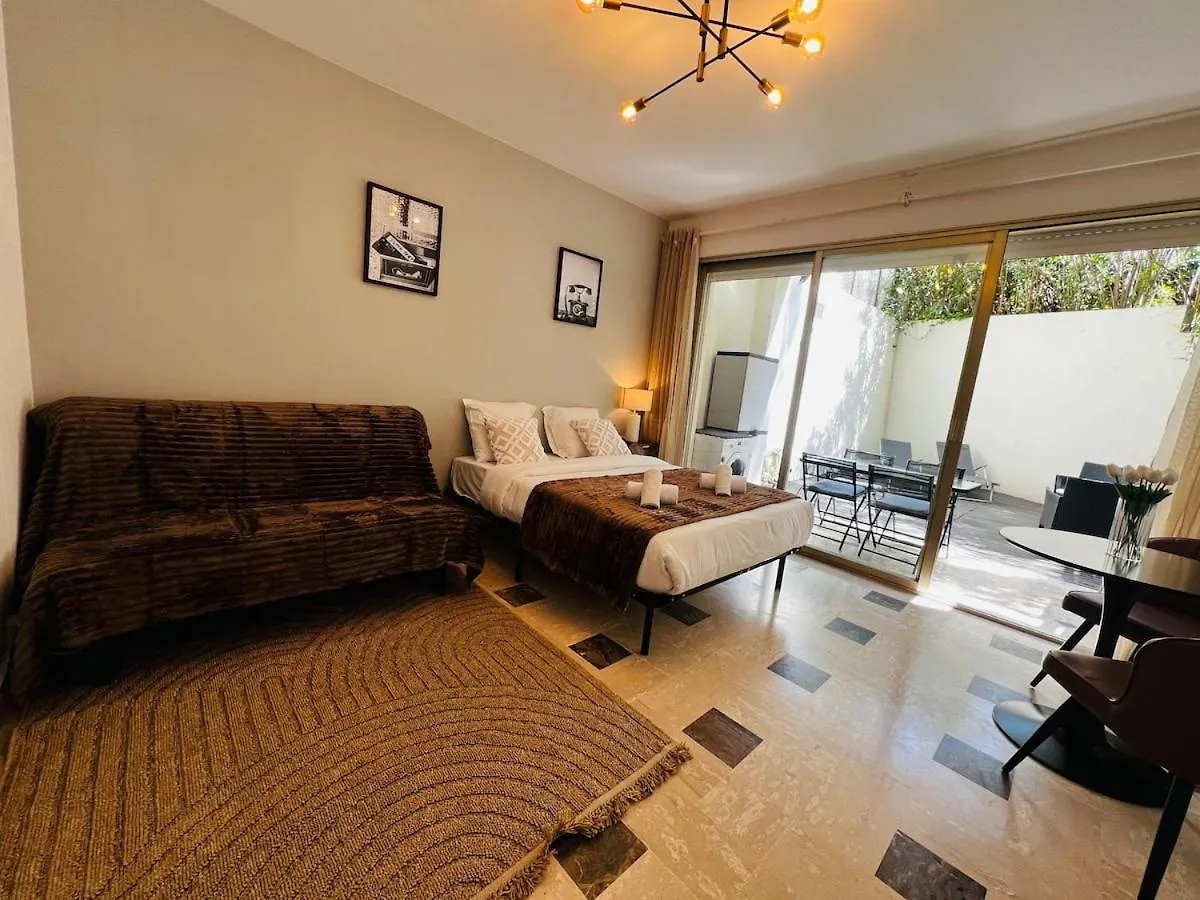 Villa Esterel Large Studio With Terrace Cannes Frankreich