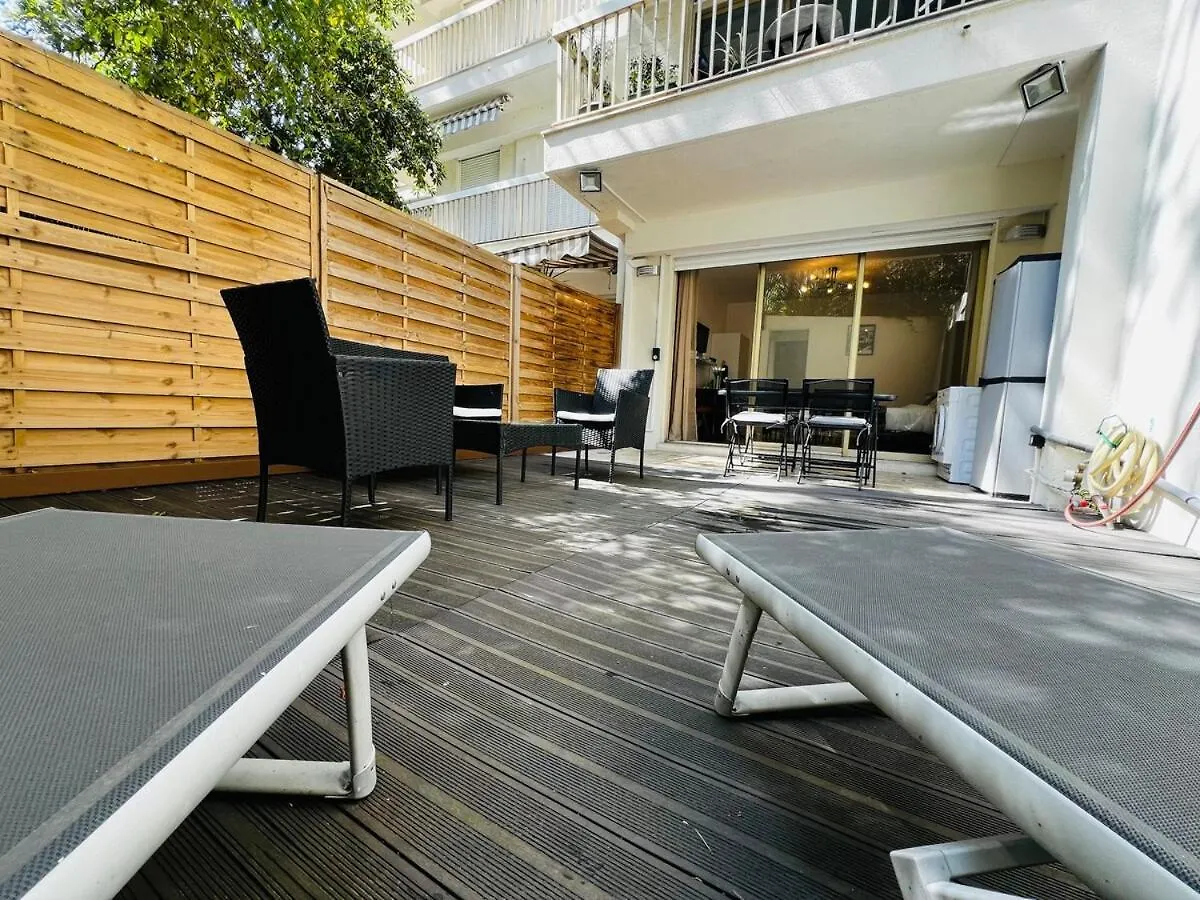 Villa Esterel Large Studio With Terrace Cannes Apartment